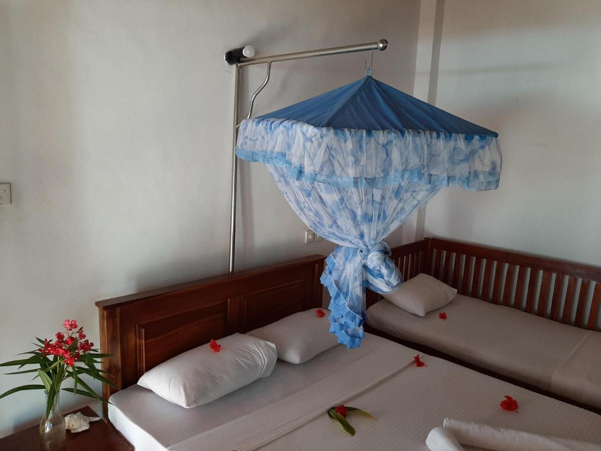 Lobster Beach Hotell Tangalle Eksteriør bilde