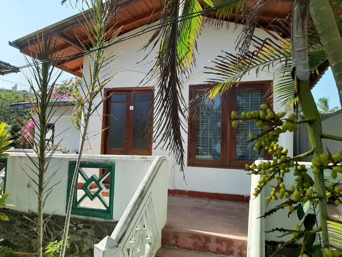 Lobster Beach Hotell Tangalle Eksteriør bilde